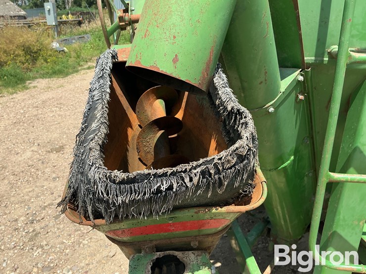 john-deere-400-image-10