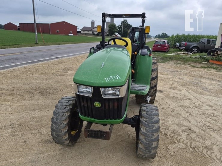john-deere-3032e-image-6