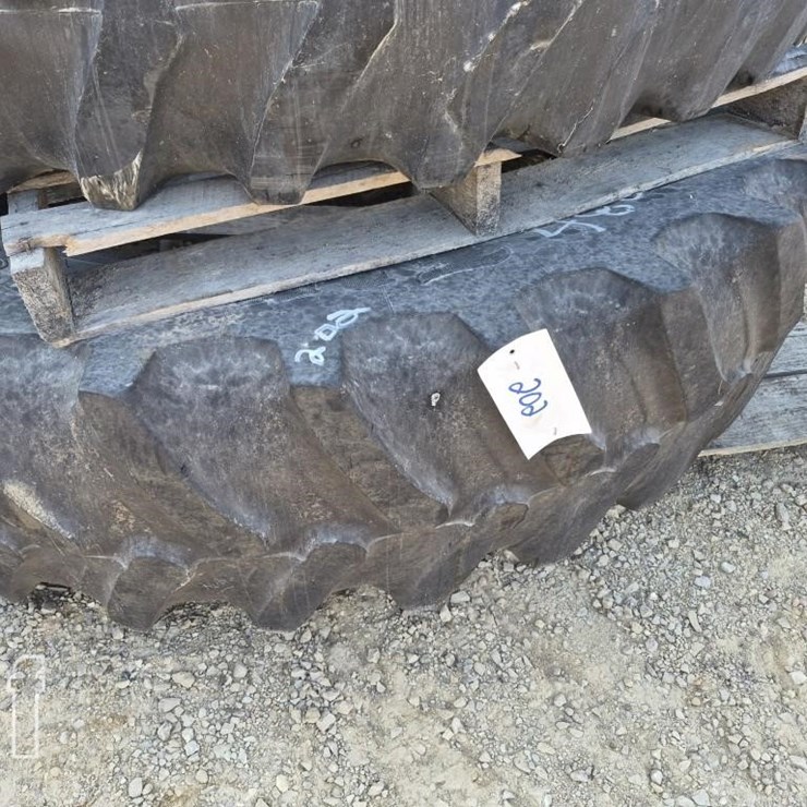 TRACTOR TIRE