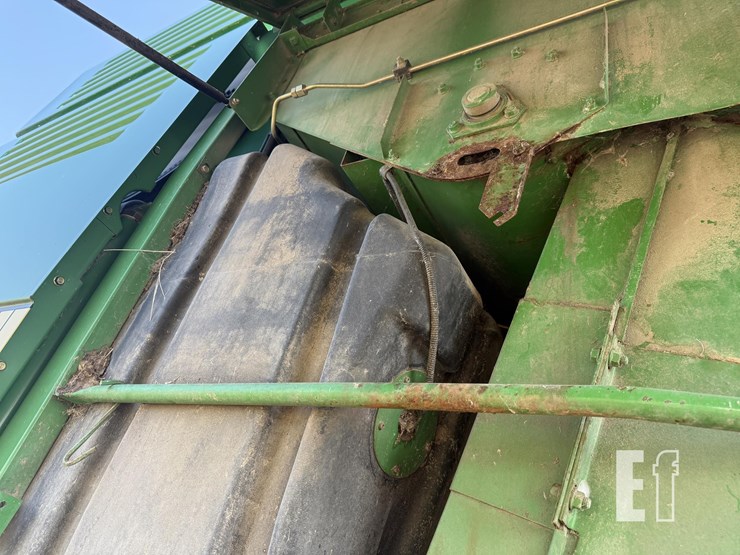 1993-john-deere-9600-image-39