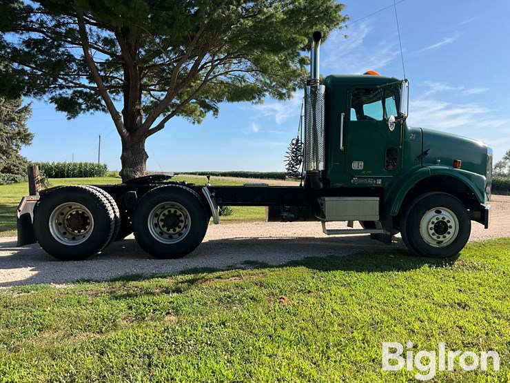 1993-freightliner-fld112-image-4