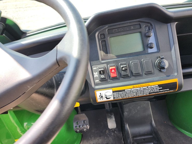 2012-john-deere-gator-image-22