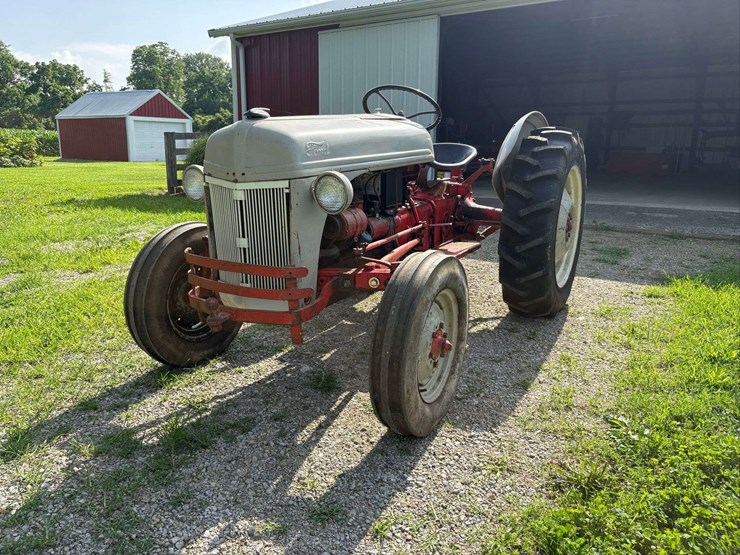 ford-8n-image-15