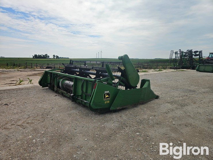 john-deere-216-image-5