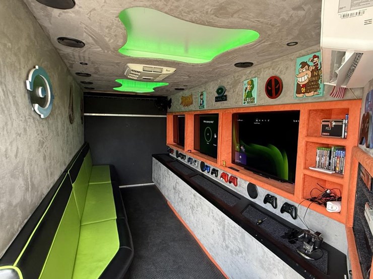 #63-•-2016-lark-20'-gaming-trailer-�-fully-equipped-image-43