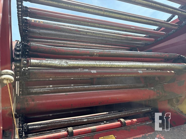 new-holland-855-image-7