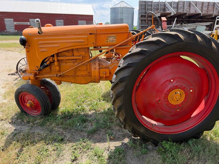minneapolis-moline-u-image-2