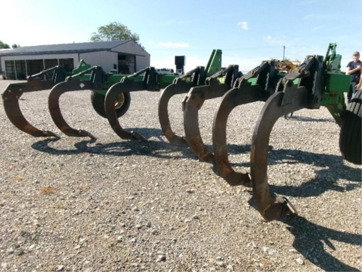 john-deere-910-image-8