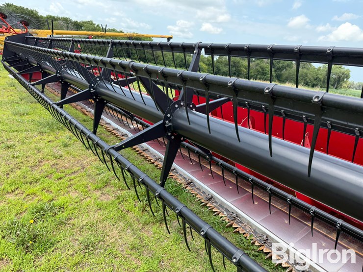 2012-case-ih-3020-image-18