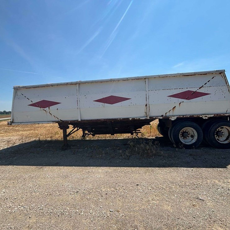 1995 Wheeler Hopper Bottom