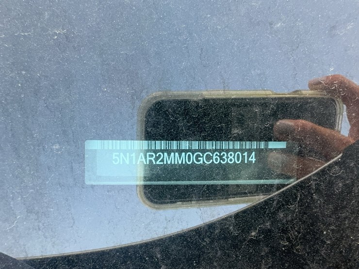 2016-nissan-pathfinder-image-17