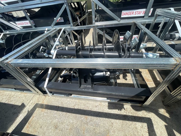 #8243-•-unused-2026-jct-skid-steer-hydraulic-auger-drive-and-bits-(o2)-image-3