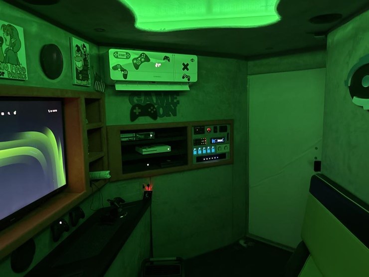 #63-•-2016-lark-20'-gaming-trailer-�-fully-equipped-image-62