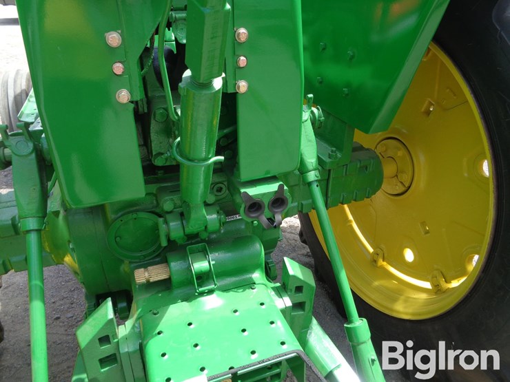 1967-john-deere-2510-image-18