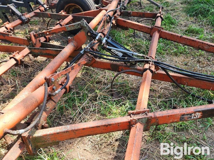 allis-chalmers-1300-image-11