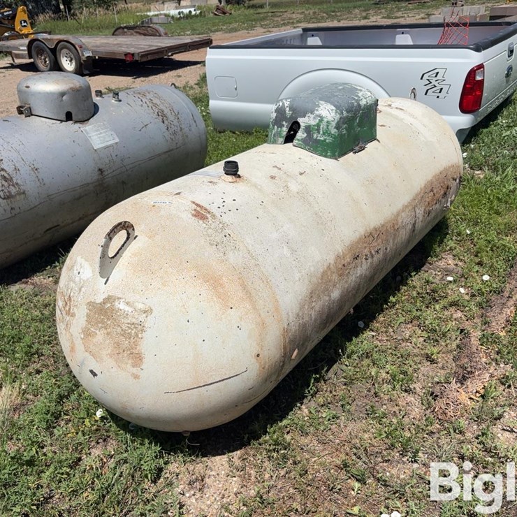 1983 TRINITY TANK