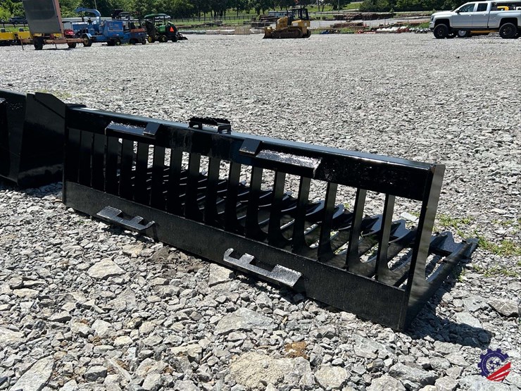 skid-steer-skeleton-bucket-low-side-attachment-image-5