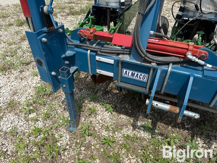 almaco-aj4rp2-4r30-3-pt-cone-planter-image-9