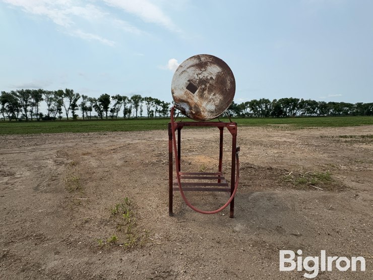 300-gal-fuel-barrel-on-stand-image-2