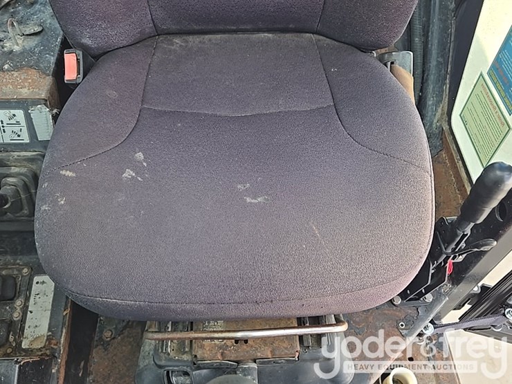 2017-jcb-510-56-image-48