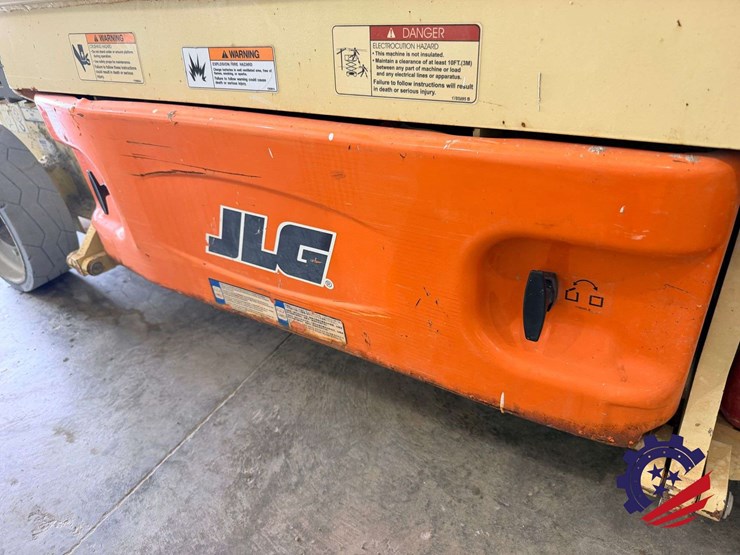 2017-jlg-2632es-image-14