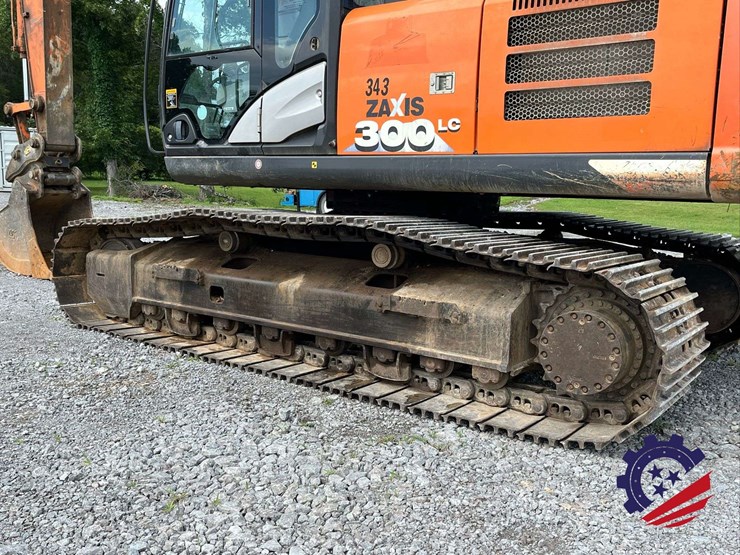 2018-hitachi-zx300-lc-6n-image-8