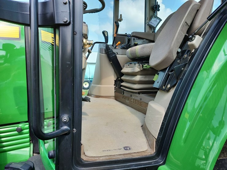 2008-john-deere-7230-image-29