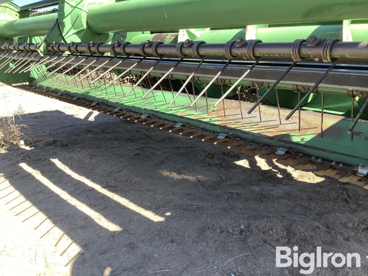 john-deere-240-image-10