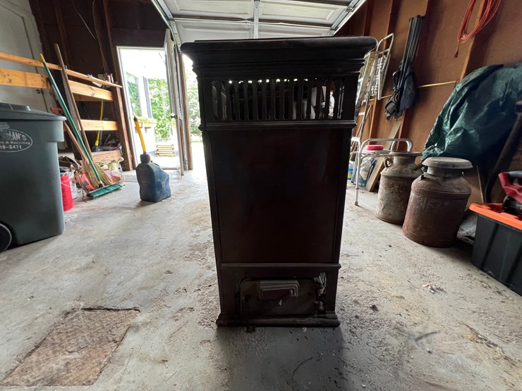 #9958-•-wood-stove-image-3