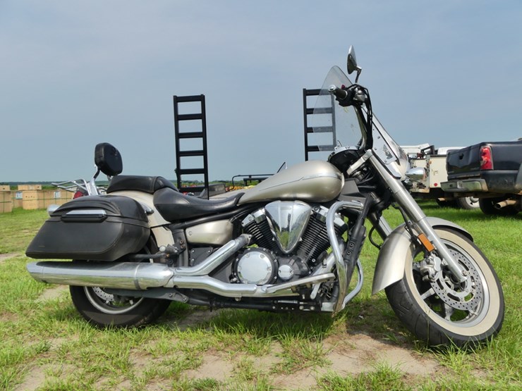 2008-star-1300-image-1