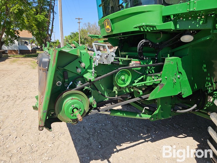 2011-john-deere-9570-sts-image-11