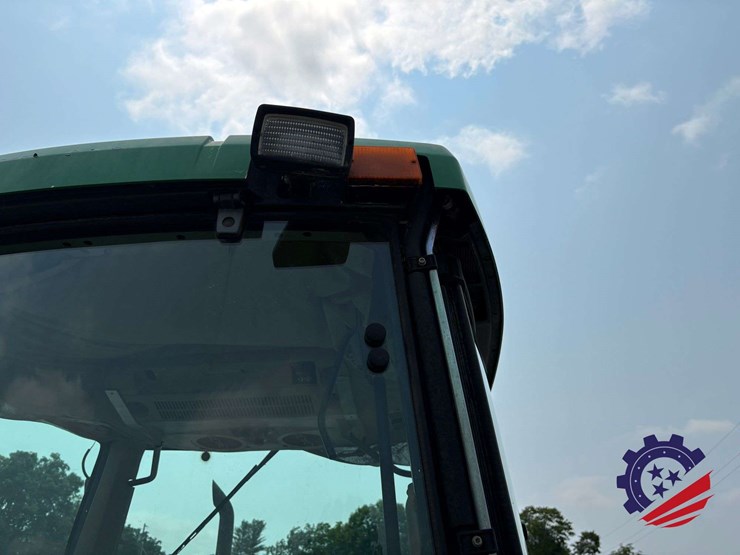 john-deere-6405-image-22