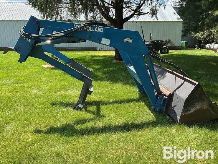 new-holland-7312-image-4