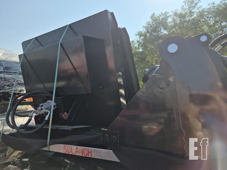 complete-mini-skid-steer-&-excavator-attachment-set-image-5