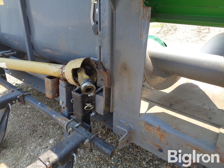 2011-john-deere-a-image-19
