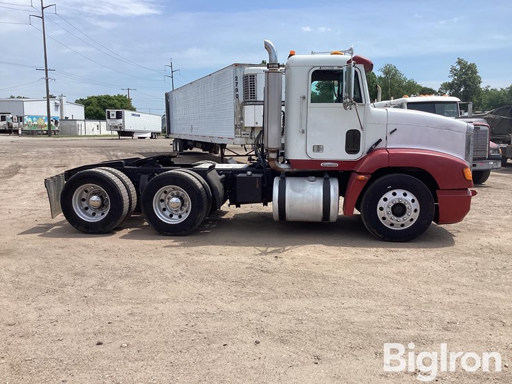1999-freightliner-fld112-image-4