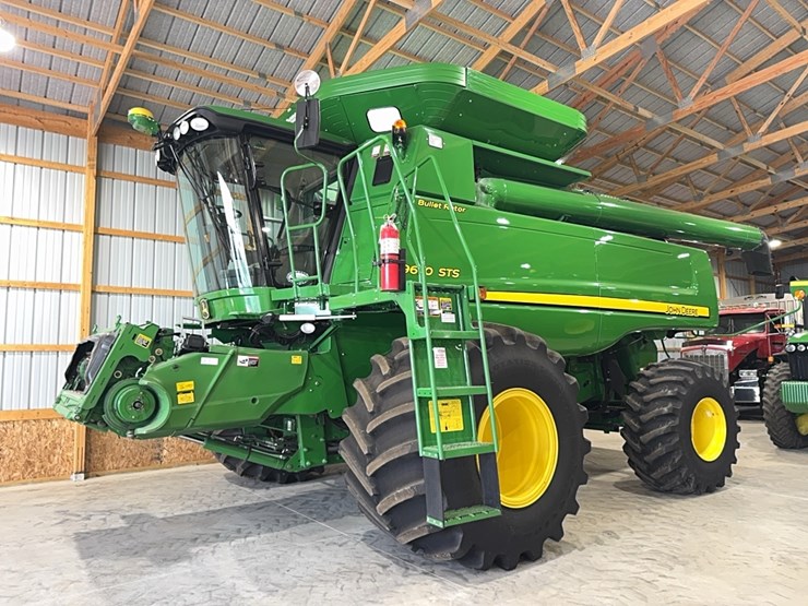 2010-john-deere-9670-sts-image-108