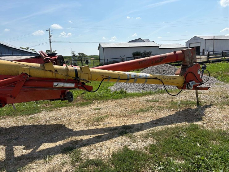 mk-100-westfield-swing-away-auger-image-1