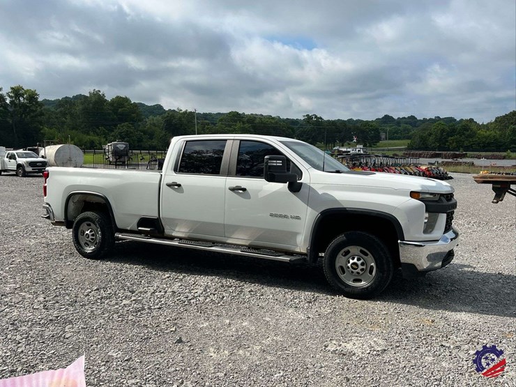 2021-chevrolet-silverado-2500-image-6