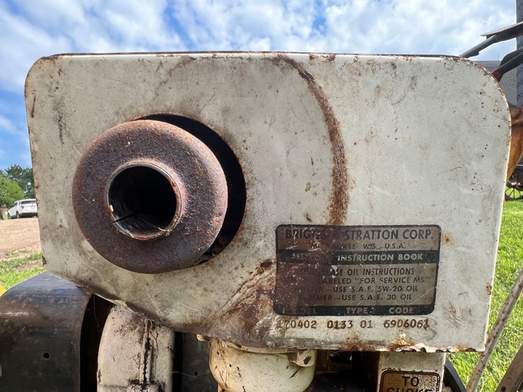 #9919-•-allis-chalmers-tracker-7-snow-blower-image-7