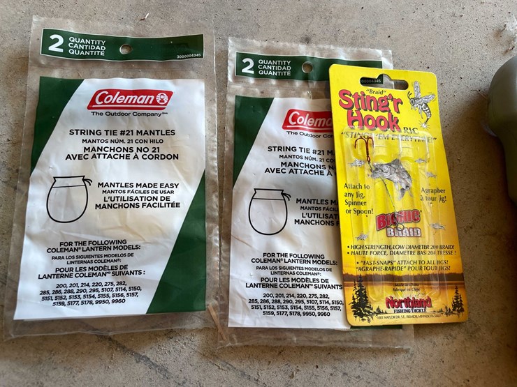 #3682-•-oldpal-woodstream-tackle-box-image-9