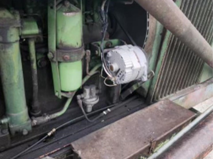 john-deere-4010-image-40