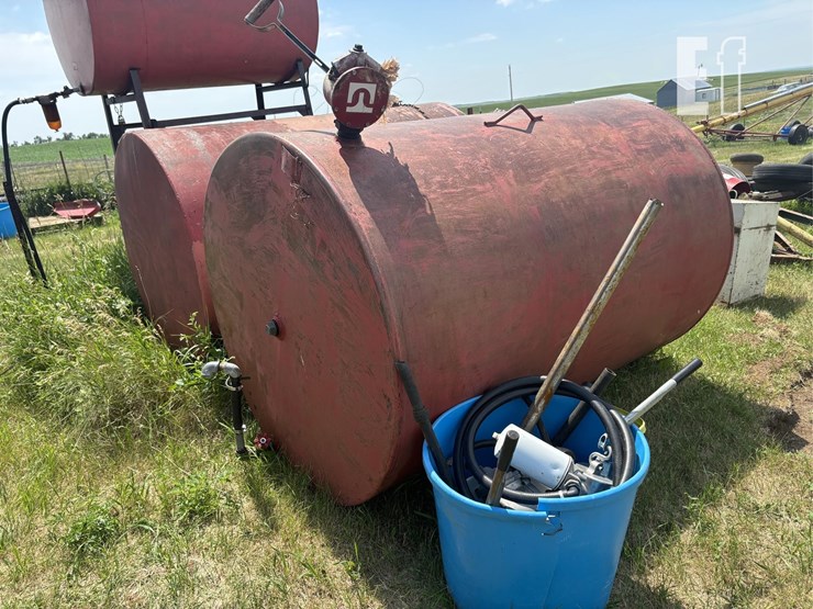 2x-550-gal-fuel-tanks-6418-image-2