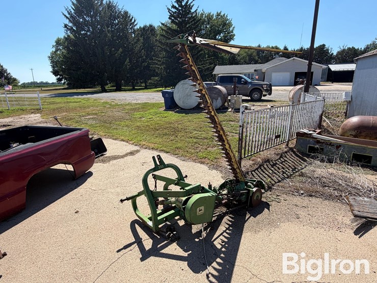 john-deere-7-image-7