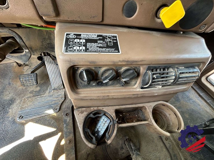 2007-mack-granite-cv713-image-85