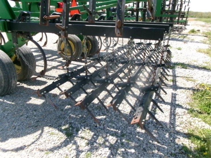 2003-john-deere-2210-image-11
