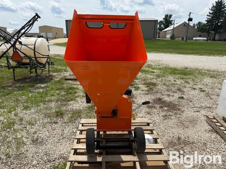 landmax-wood-chipper-image-5