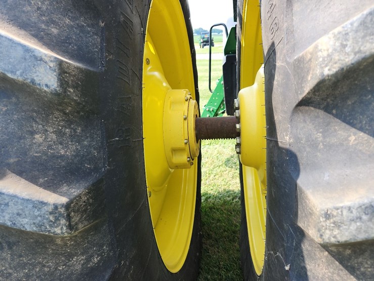 2002-john-deere-8420-image-9