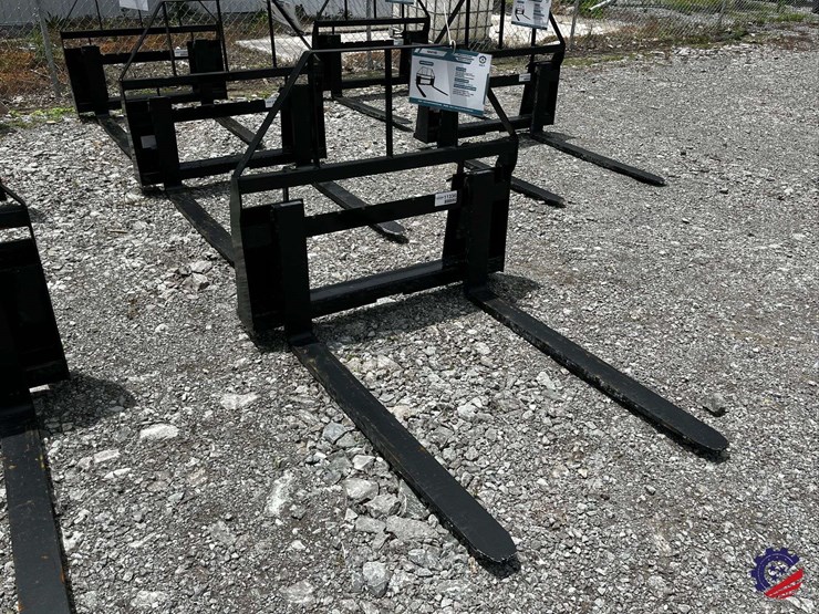 unused-2026-mower-king-sa-skid-steer-forks-attachment-image-1