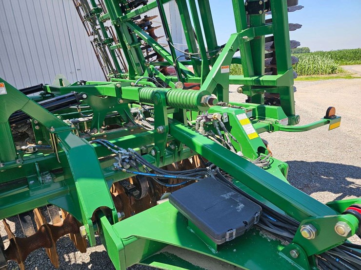 2021-great-plains-30ft-terramax-vt-image-4